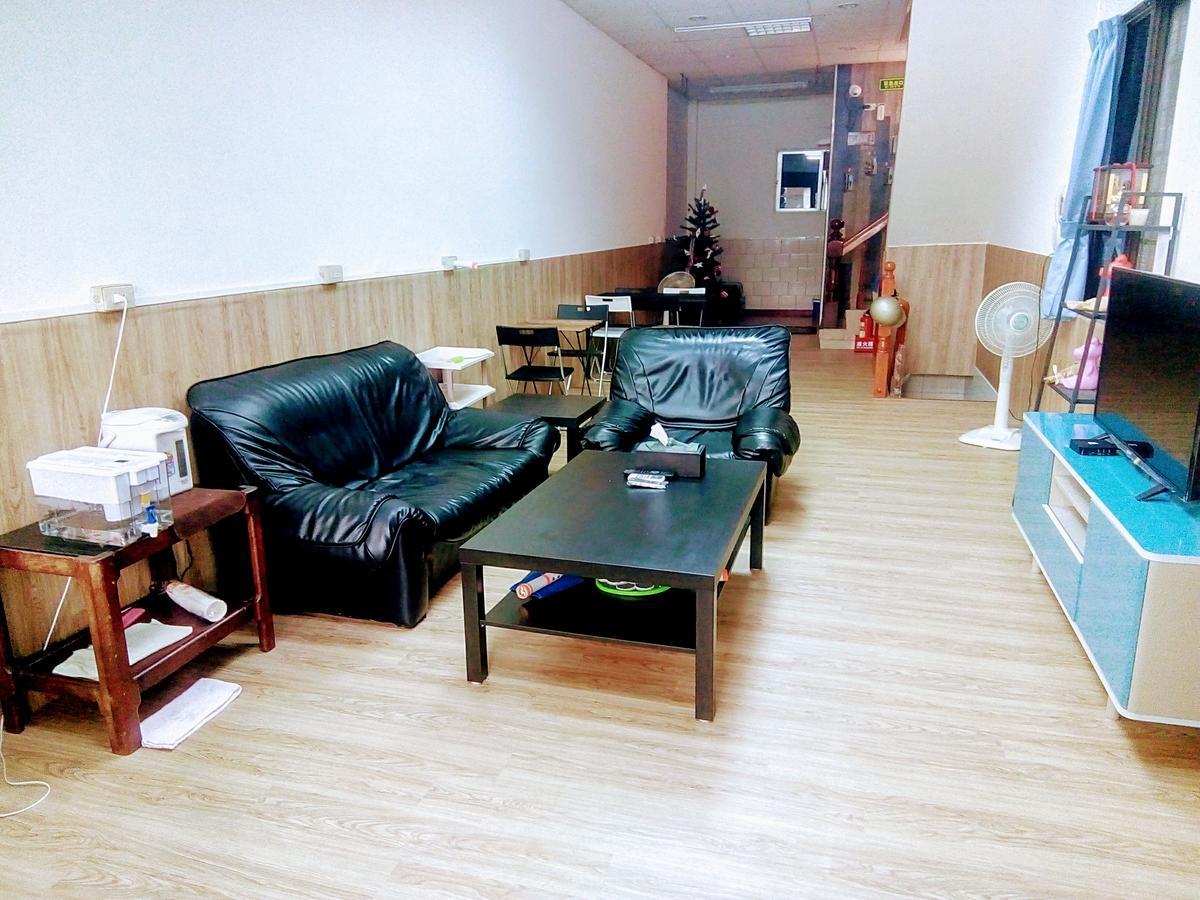 Traveler Station Hotel Kaohsziung Kültér fotó